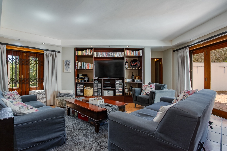 5 Bedroom Property for Sale in Windmeul Western Cape